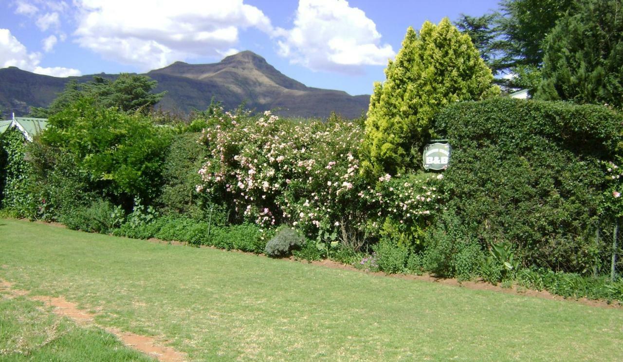 Rosewood Corner, Clarens Acomodação com café da manhã Exterior foto