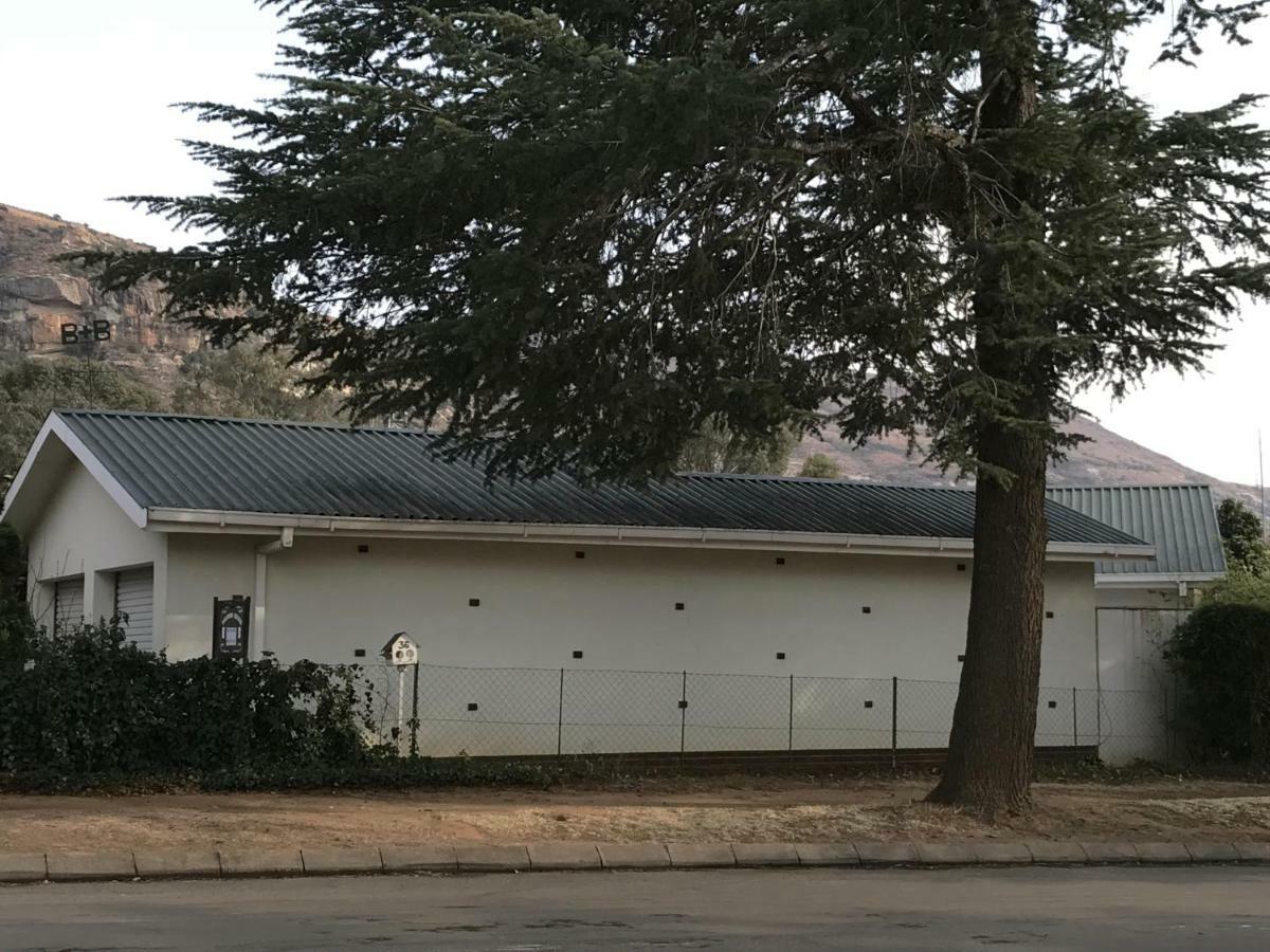 Rosewood Corner, Clarens Acomodação com café da manhã Exterior foto